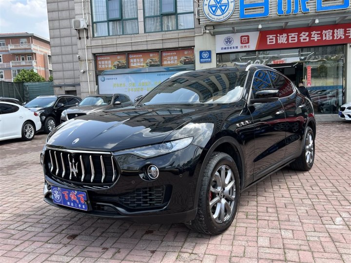 Levante 2020款 3.0T 標準版